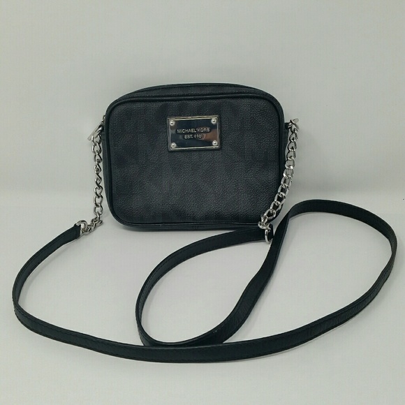 Michael Kors Handbags - Michael Kors Signature Crossbody Purse Bag